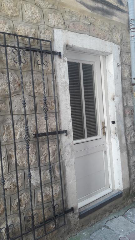 Apartment Vassa Kotor Exterior photo